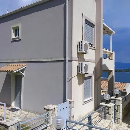 Villa Sunrise *